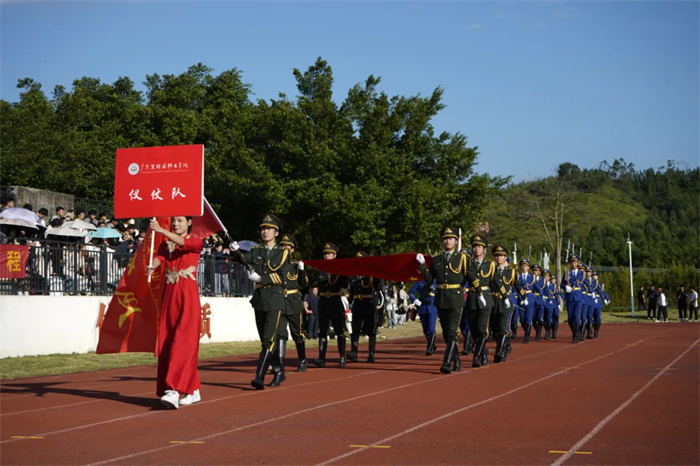 2cefa22f88e0ea36b107c037a6b1f122.jpg