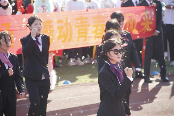eabe1cfc3474690e5f27e83cd4dc1eb5.jpg