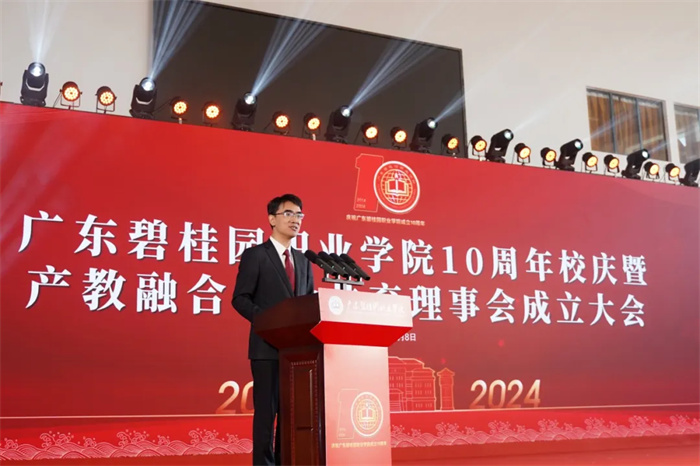 f4549aadc90cb402530e00cd56ff96db.jpg 6.jpg