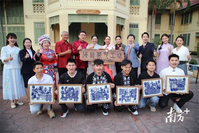 d35c3a82dcc4c783572f2aaabaa45f02.jpg 4b64ea99379548ac91890e963b2d603c_batchwm.jpg