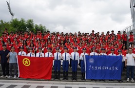 青春赴约粤超，志愿点亮赛场！beat365学子助力粤超展风采